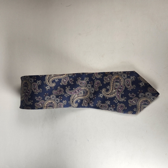 CHRISTIAN DIOR Italian Silk Tie Blue Paisley Made USA - Picture 5 of 6